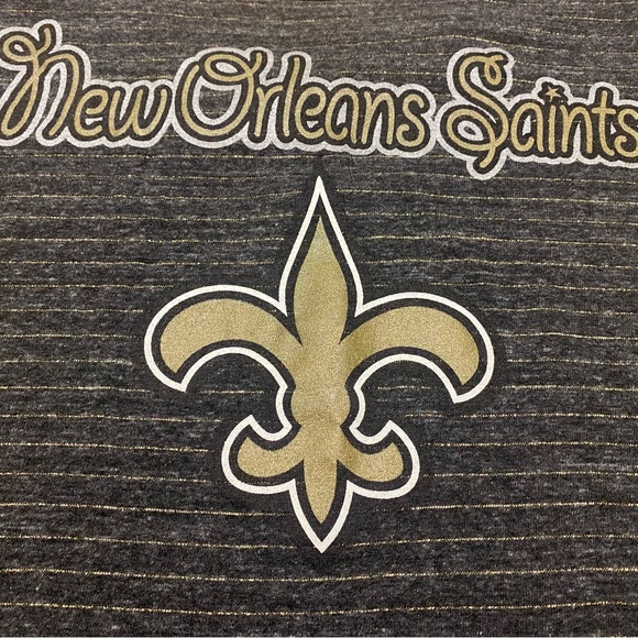 NFL Teen’s Apparel Size M 7/9 New Orleans Saints Short Sleeve T-Shirt Keyhole - Picture 2 of 7